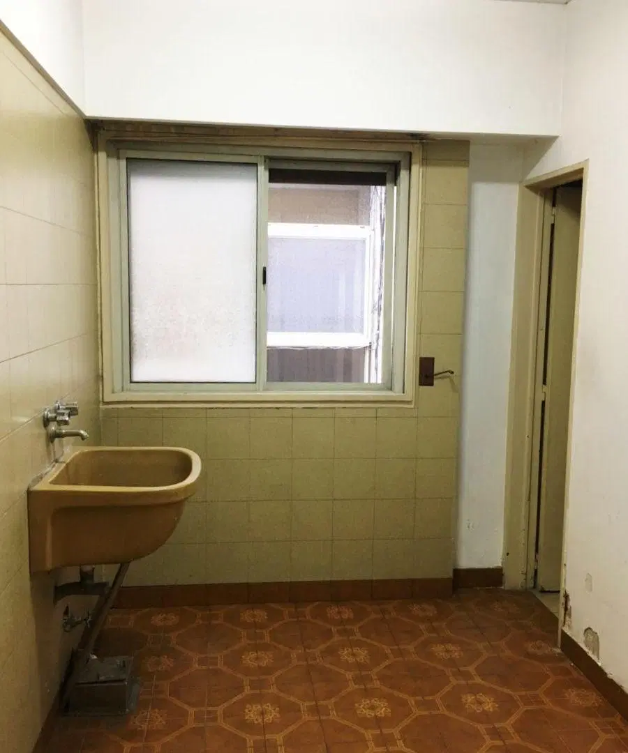 DEPARTAMENTO SEMI PISO EN ALQUILER 5 AMBIENTES 1 COCHERA 4
