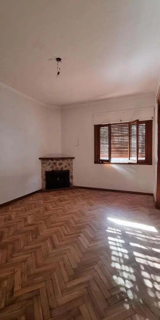 CASA ALQUILER USO COMERCIAL O PROFESIONAL 215 M2 LOMAS DE ZAMORA 2
