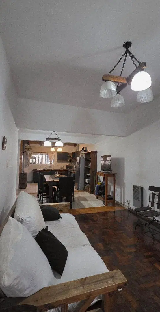CASA EN VENTA 3 DORMITORIOS CON PARQUE 3