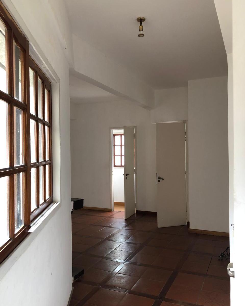 Todo Sol Aire y Luz Edificio de Estilo en Esquina de Libertad 1199 2