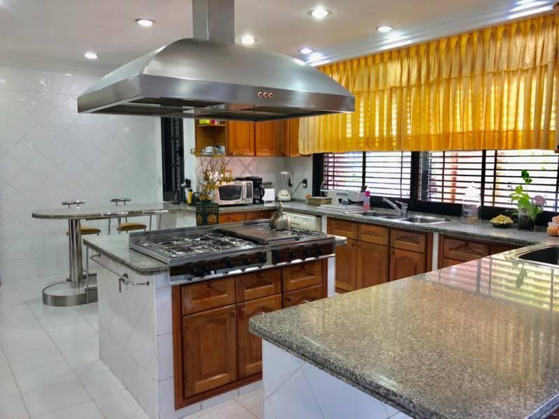 Importante Chalet en Venta, Ubicado en Vicente López. 1