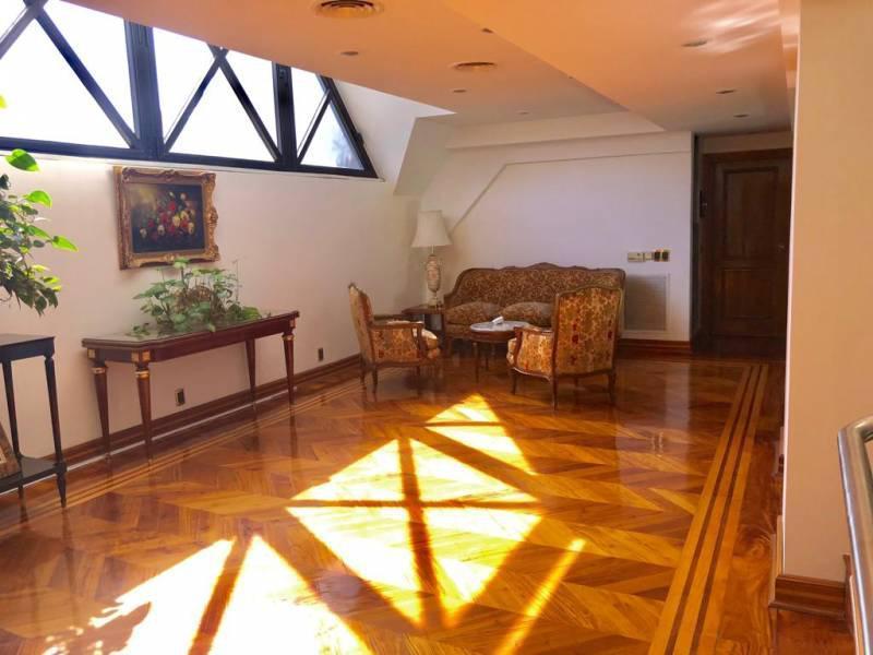 Importante Chalet en Venta, Ubicado en Vicente López. 5