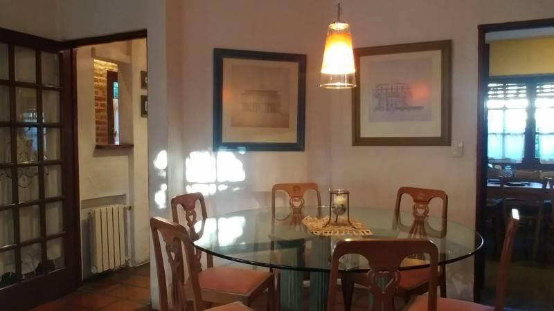 Foto de Casa en Venta, 3 Plantas, Jardín y Pileta - Ubicada en Martínez., imagen 3