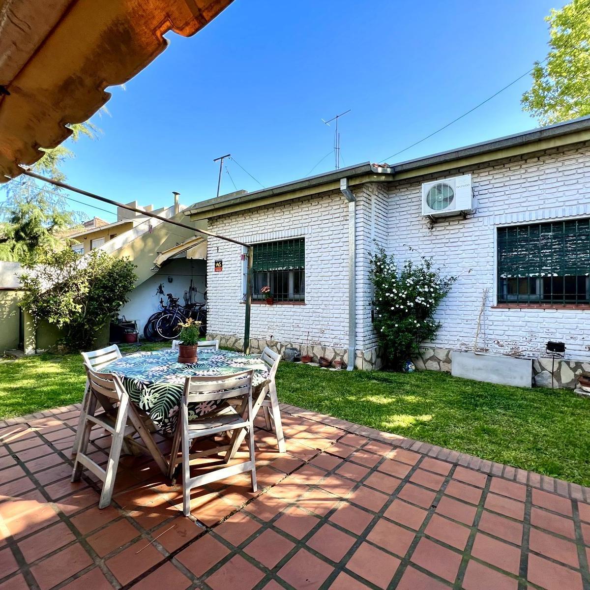 Foto de Casa en Venta Con Jardín y Terraza Ubicada en Martínez, imagen 3