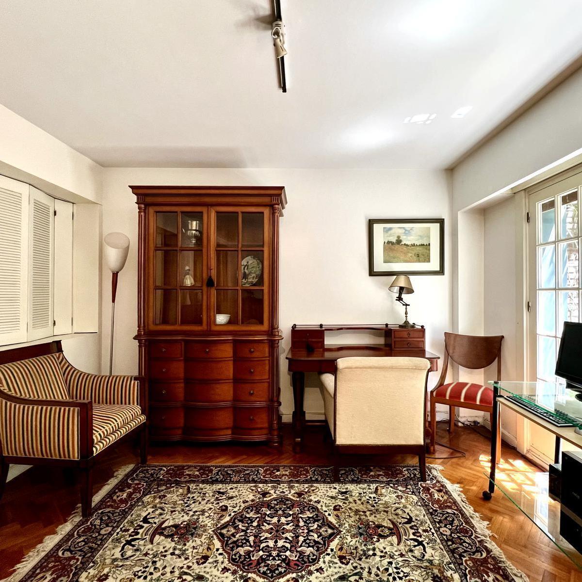 Excelente Piso en Venta, 3 Ambientes, con Cochera, Barrio Parque - Palermo Chico 3