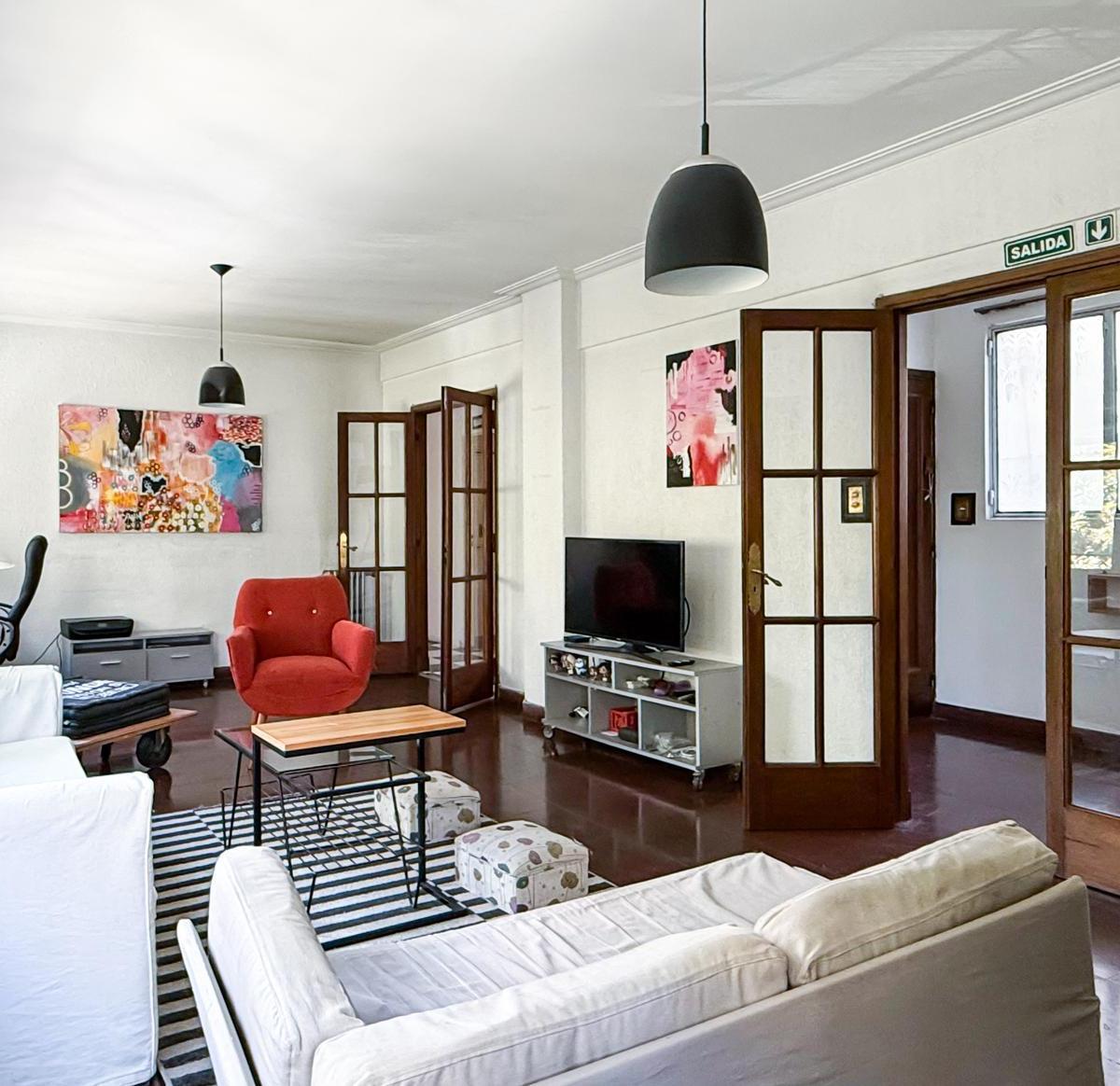Foto de Departamento en Venta, Piso de 4 Ambientes Con 2 Balcones, Muy Luminoso, imagen 4