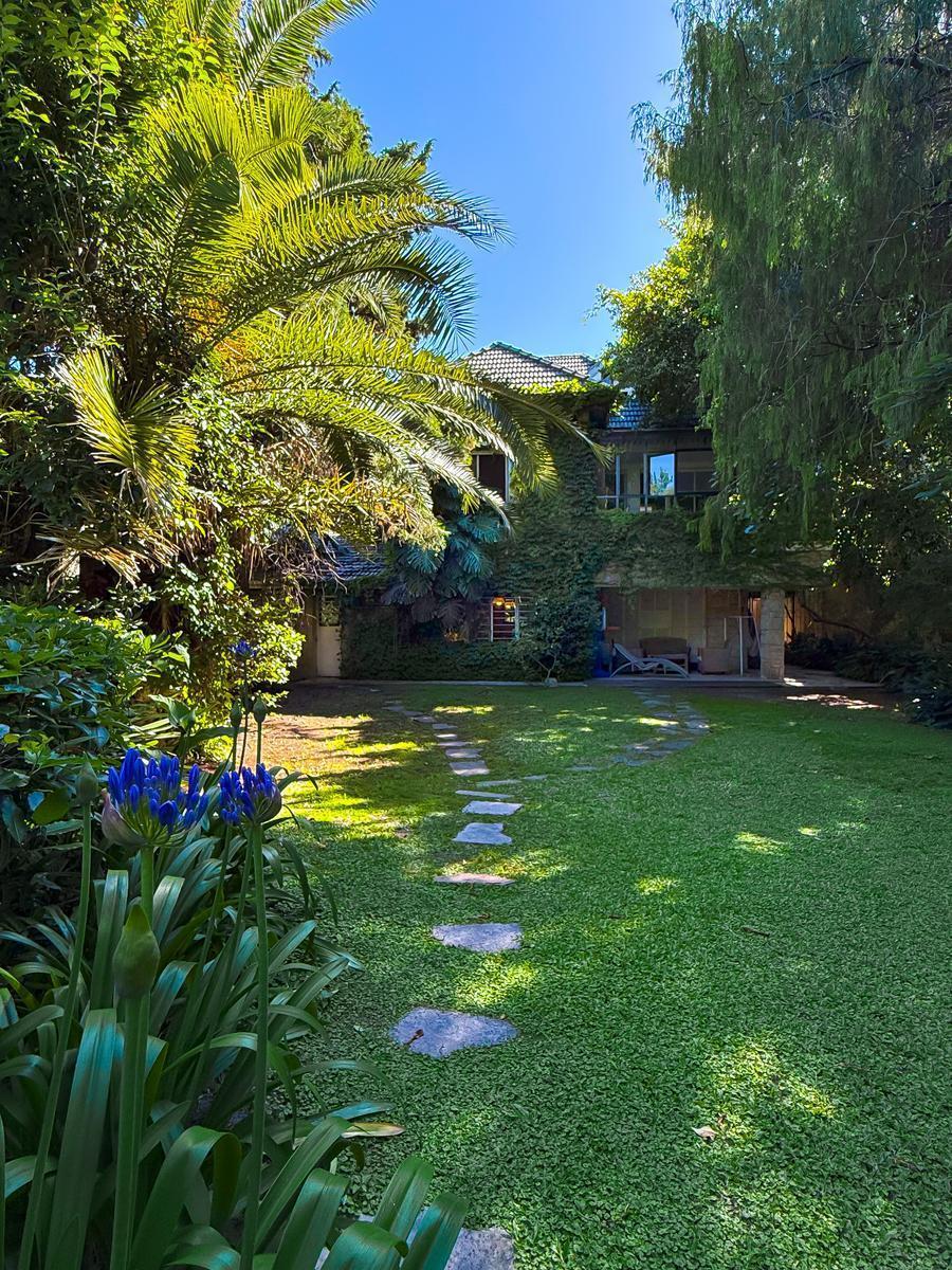 Terreno / Lote de 824 m ² en Venta - Vicente López 1