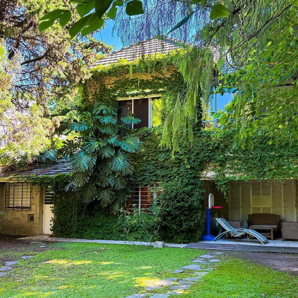 Terreno / Lote de 824 m ² en Venta - Vicente López 2