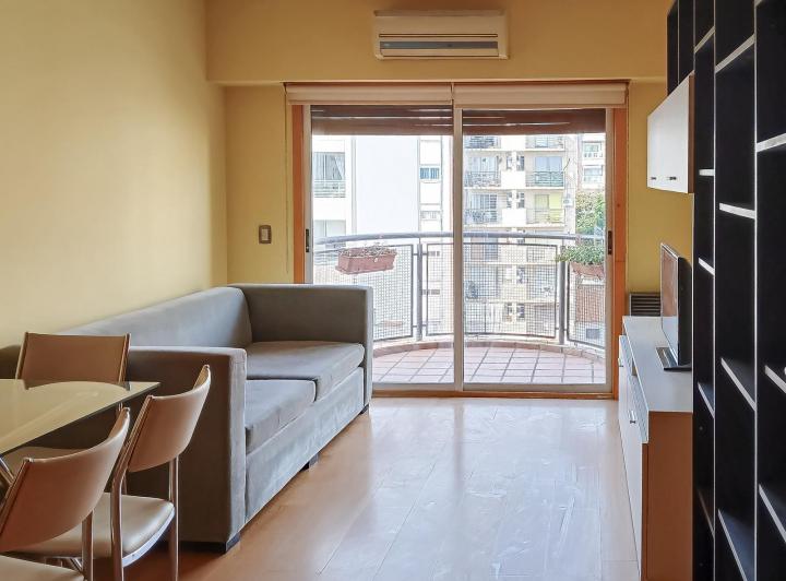 Departamento en Alquiler, 2 Ambientes Con Balcón y Cochera - Vicente López 3