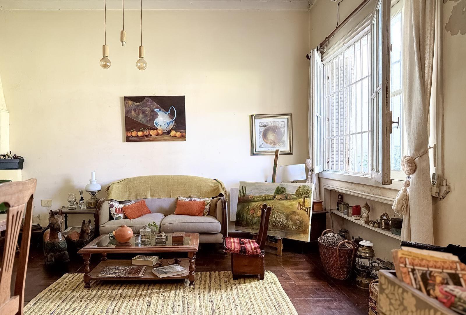 Foto de Casa en Venta de 2 Plantas, Con Jardín y Cochera - La Lucila, Vicente, imagen 1
