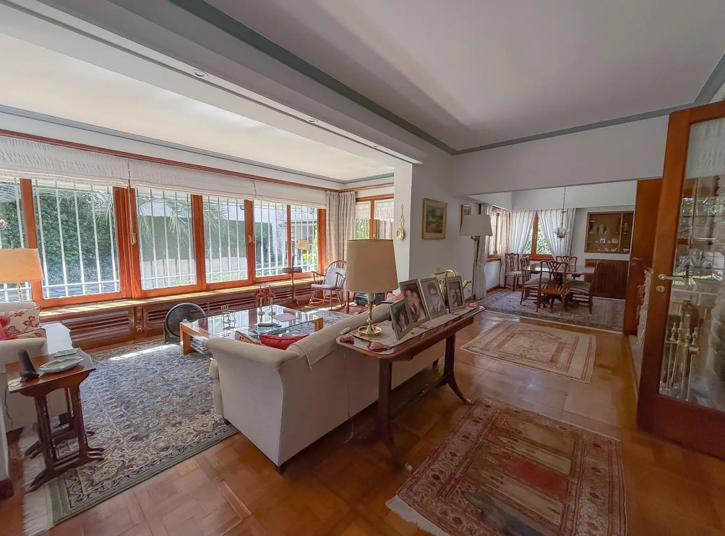 Casa en Venta, 2 Plantas, Con Jardín, Pileta y Cochera - Acassuso, San Isidro 3