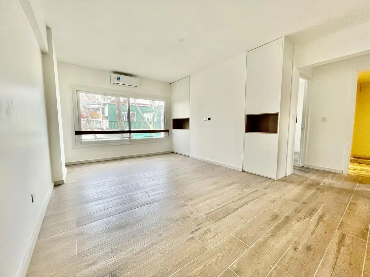 Departamento de 3 Ambientes, reciclado a nuevo en Olivos 1