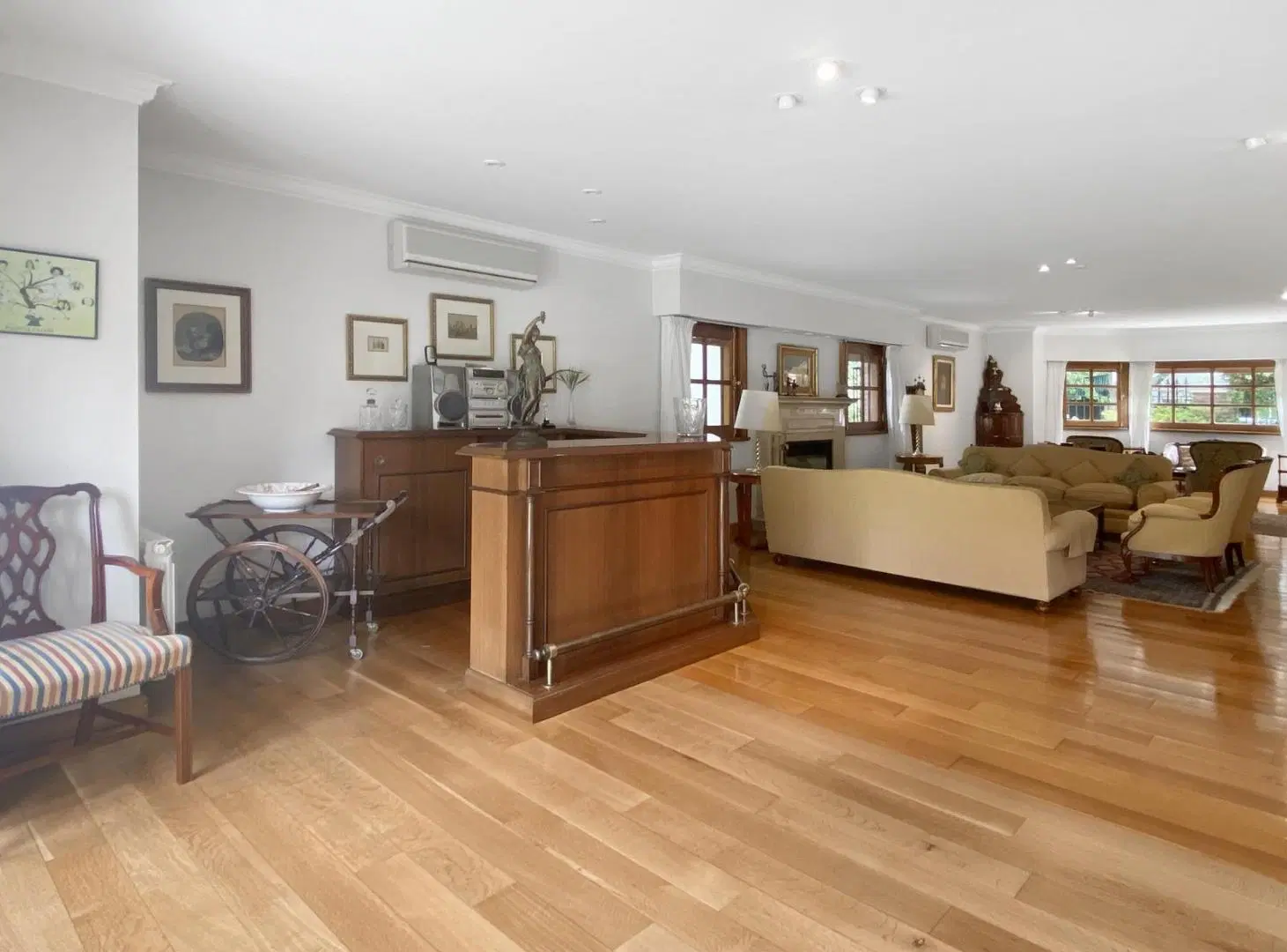 Casa en Venta de 2 Plantas, Con Jardín y Pileta -  Martínez, San Isidro 4