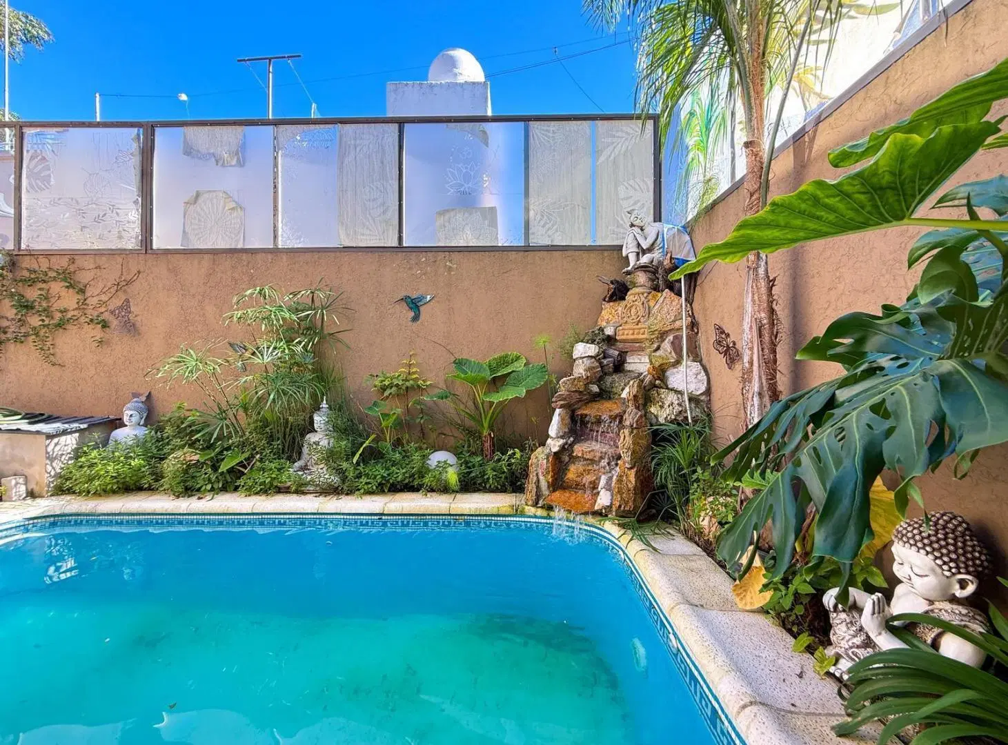 Casa en Venta de 2 Plantas, Con Patio y Pileta - Martínez, San Isidro 3