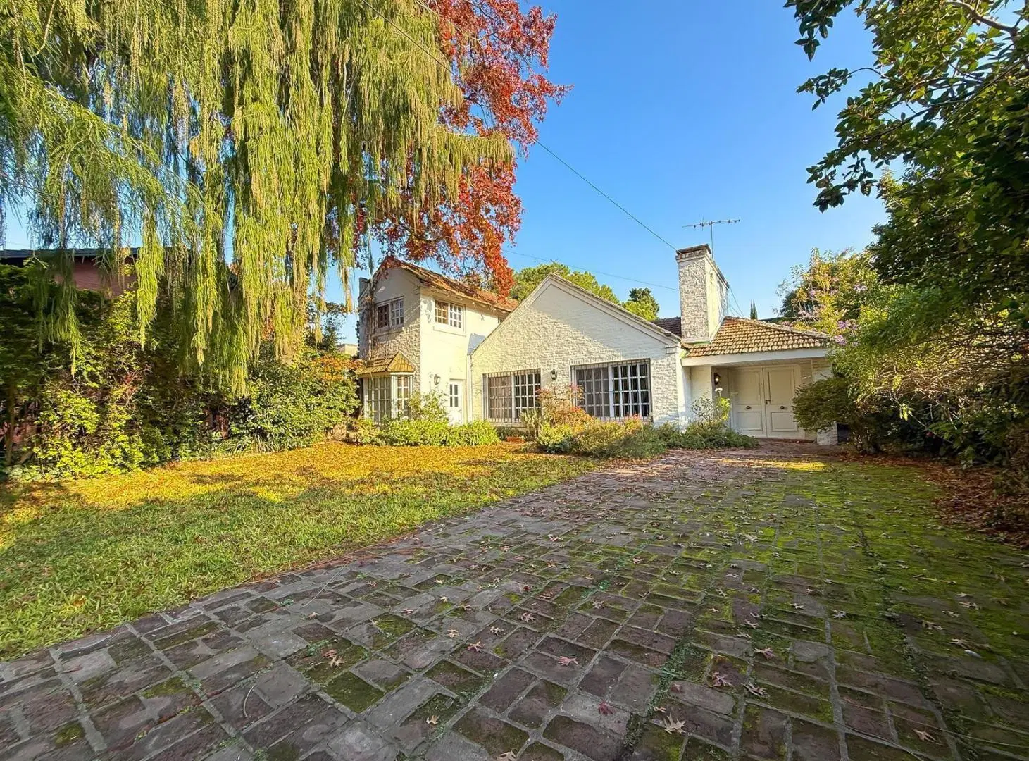 Casa en Venta Con Jardín, Pileta y Parrilla - Boulogne Sur Mer, San Isidro 4