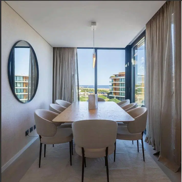 Departamento de 3 Ambientes, Con Balcón y Cochera - Punta del Este, Uruguay 2