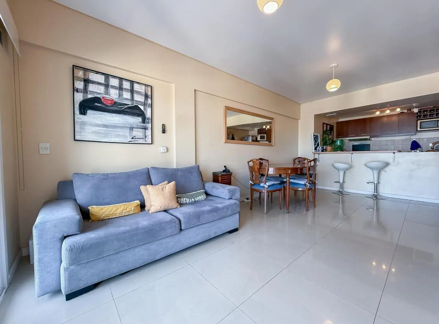 Departamento en Venta, 2 Ambientes, Con Balcón y Cochera - Vicente López 5