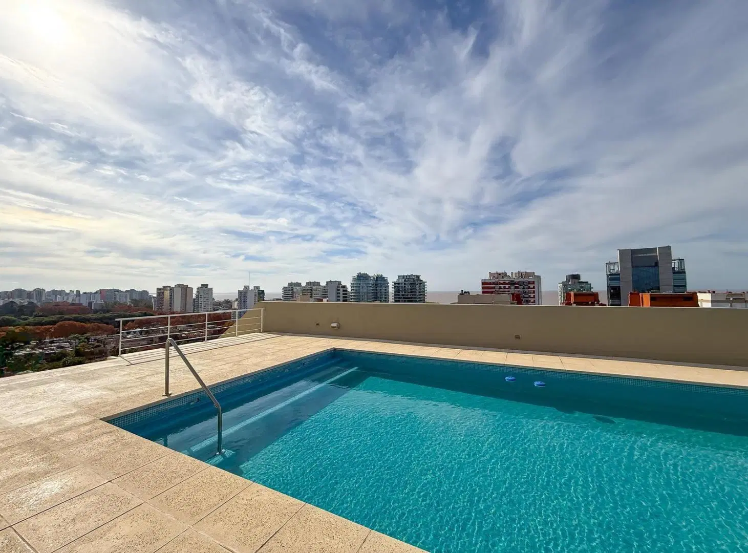 Departamento en Venta, 2 Ambientes, Con Balcón y Cochera - Vicente López 3