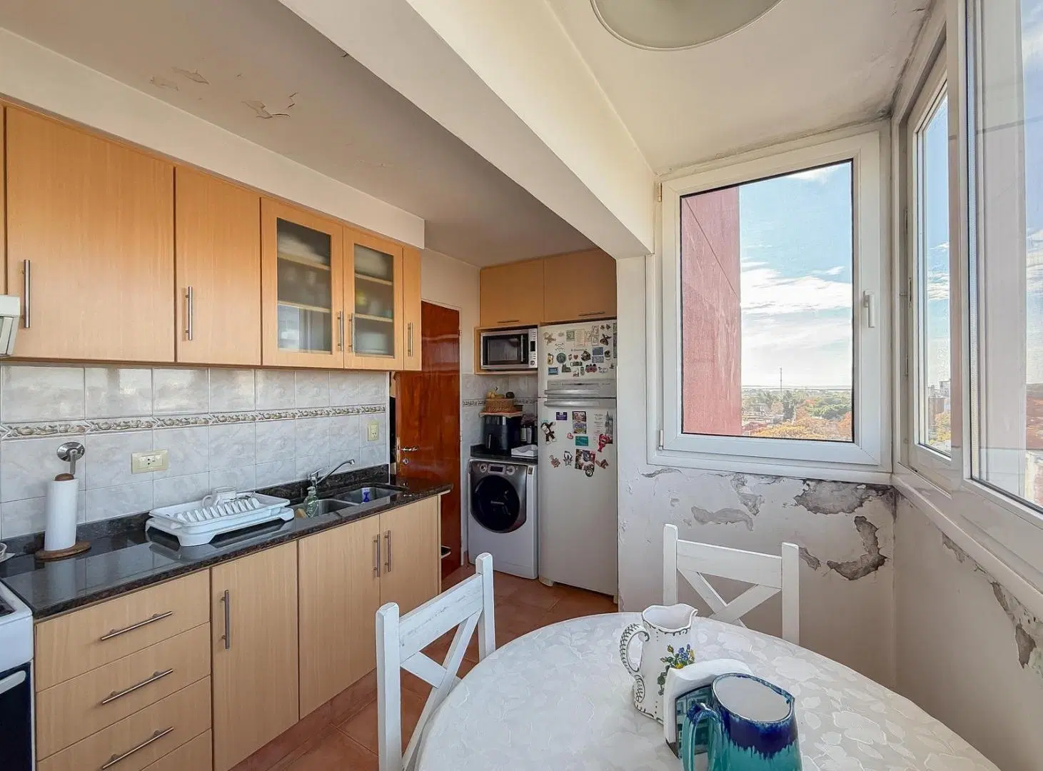 Departamento en Venta, 3 Ambientes, Con Balcón y Cochera - San Isidro 5