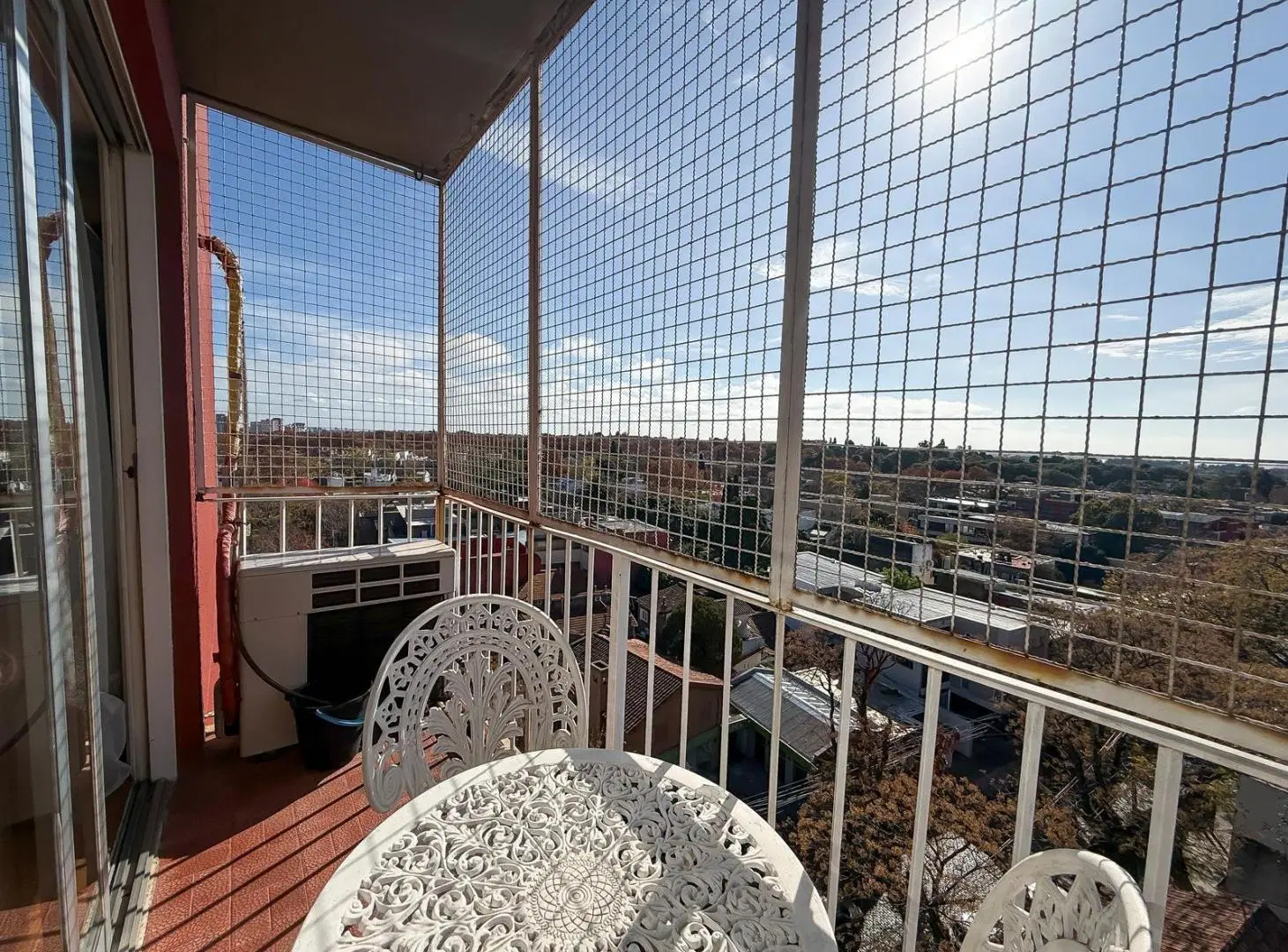 Departamento en Venta, 3 Ambientes, Con Balcón y Cochera - San Isidro 5