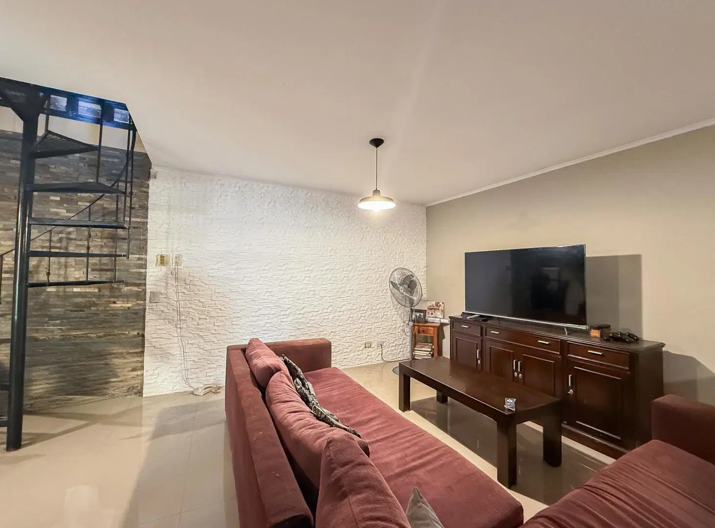 Local en Alquiler, 5 Ambientes - Martínez, San Isidro 3