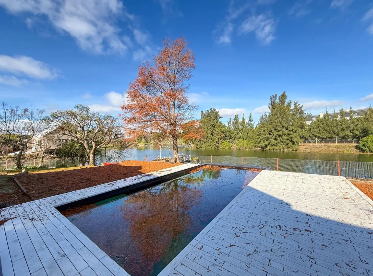 Casa en Venta, Con Jardín, Pileta y Cochera para 7 autos - La Isla, Nordelta 3