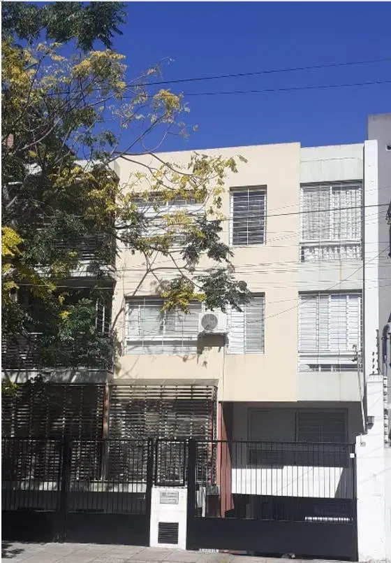 Monoambiente en Venta, Con Cochera, Balcón y Pileta - San Isidro 3