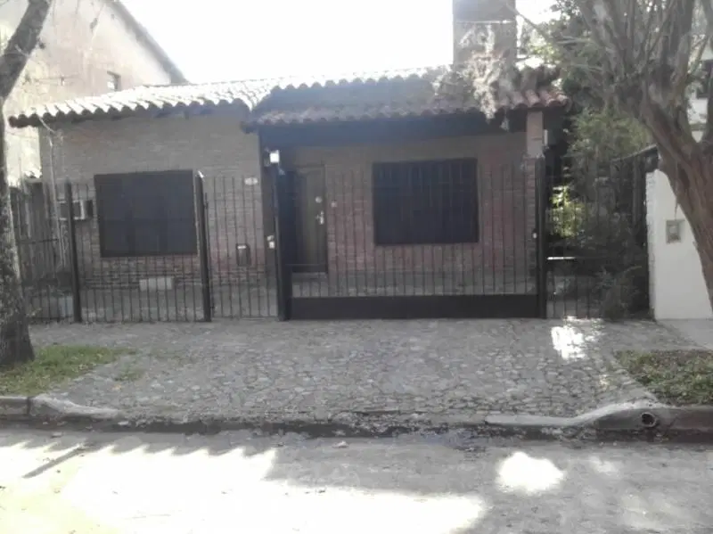 Chalet en Venta, ubicado en Martínez de Av. del Libertador al Río. 3