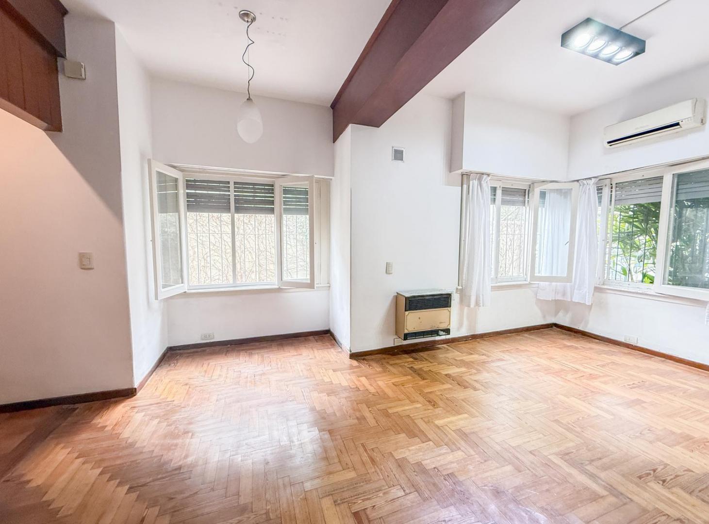 Foto de Casa de 2 Plantas en Venta, Con Jardín, Terraza y Cochera - Beccar, San Isidro, imagen 5
