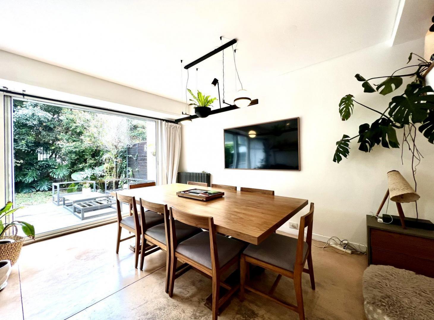 Foto de Casa en Alquiler Con 3 Dormitorios y Jardín - Acassuso, San Isidro, imagen 2