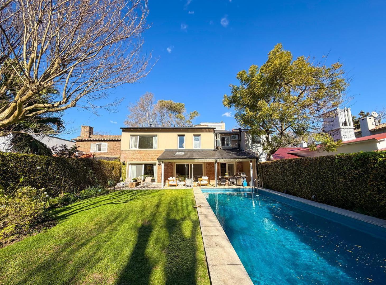 Foto de Casa Amoblada en Alquiler, 3 Dormitorios, Con Jardín - Acassuso, San, imagen 5