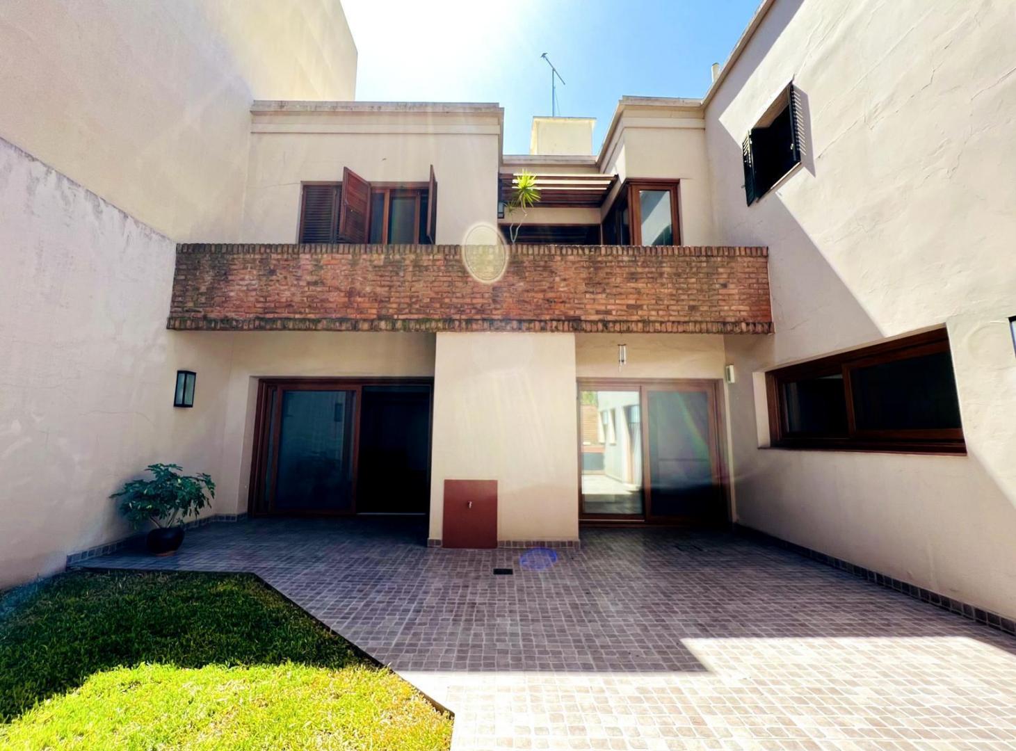 Foto de Estupenda Casa en Alquiler con Jardín - Villa Devoto, imagen 1