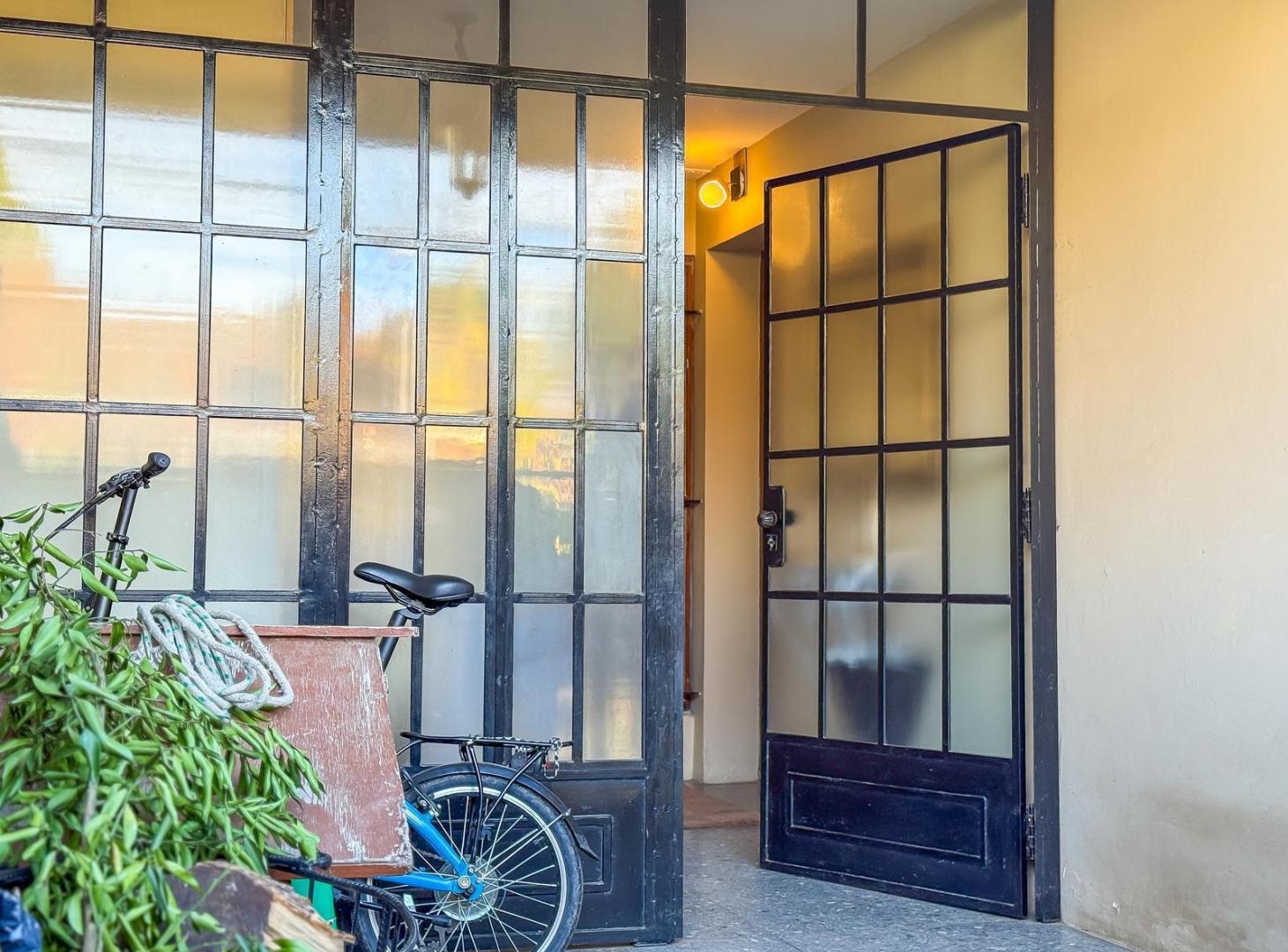 Foto de Casa en Venta, 2 Suites, Con Jardín - San Isidro, imagen 4