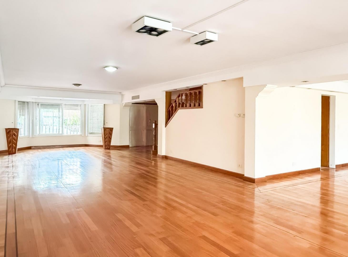 Foto de Casa en Alquiler, 5 Dormitorios, Con Jardín - Martínez, San Isidro, imagen 1