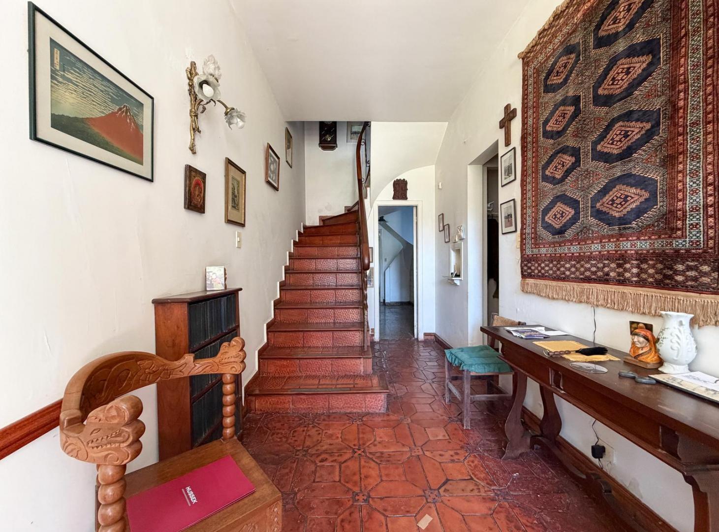 Foto de Casa en Venta Con 5 Dormitorios y Jardín - Acassuso, San Isidro, imagen 2