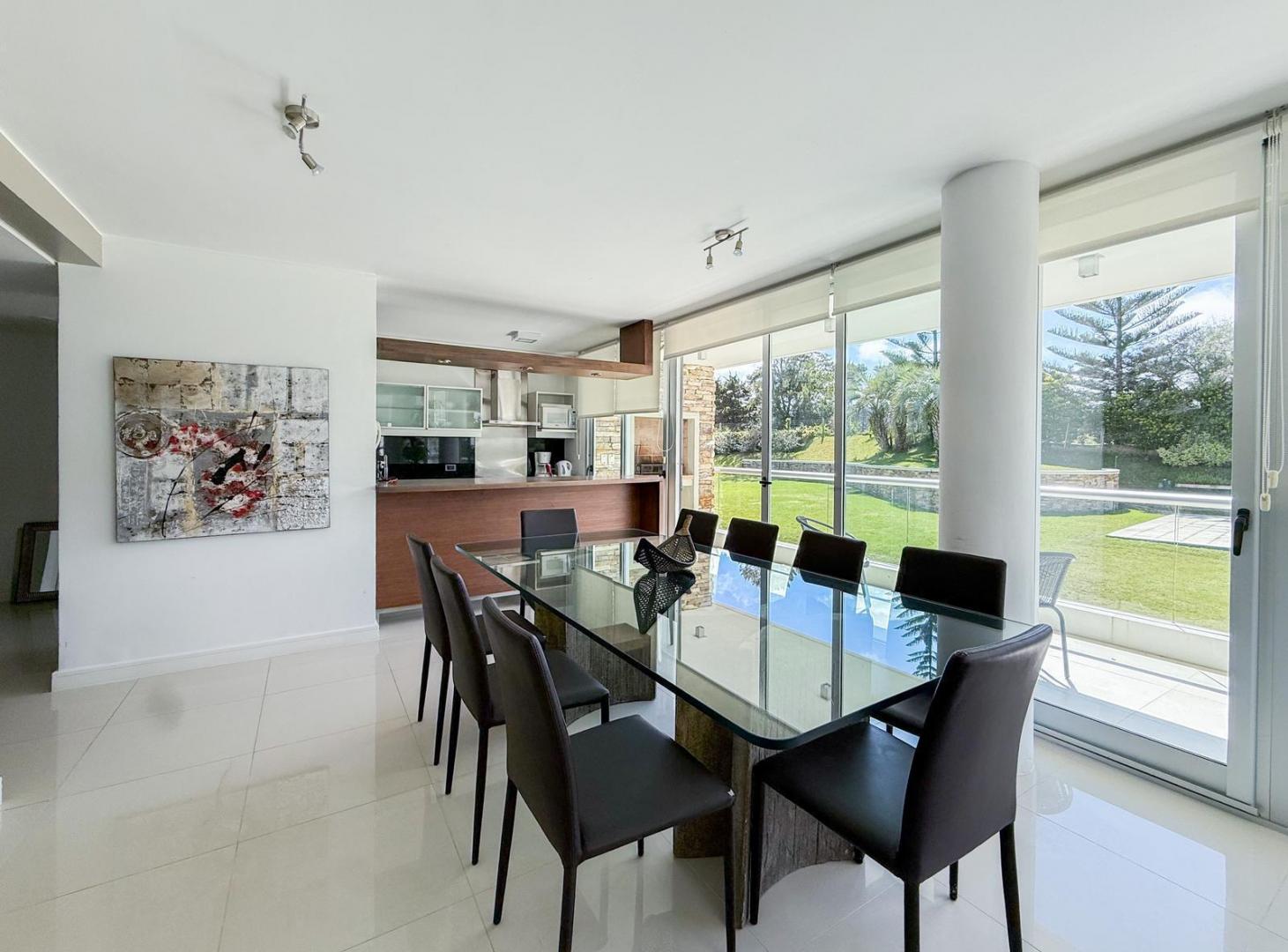 Foto de Departamento en Venta de 3 Ambientes, Con Cochera - Playa Brava, Punta, imagen 5