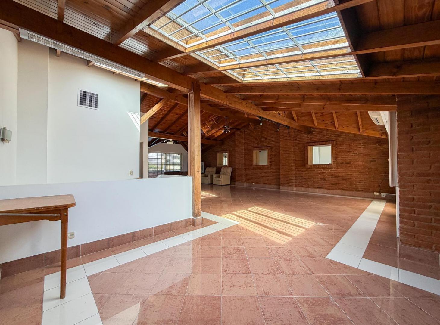 Foto de Casa en Alquiler, 3 Suites, Con Jardín - Martínez, San Isidro, imagen 3