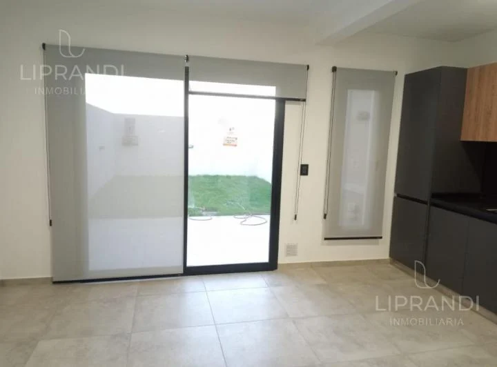 DUPLEX DOCTA -  2 DORMITORIOS - CALEF. CENTRAL -  COCHERA - PATIO - SEGURIDAD 24 HS 3
