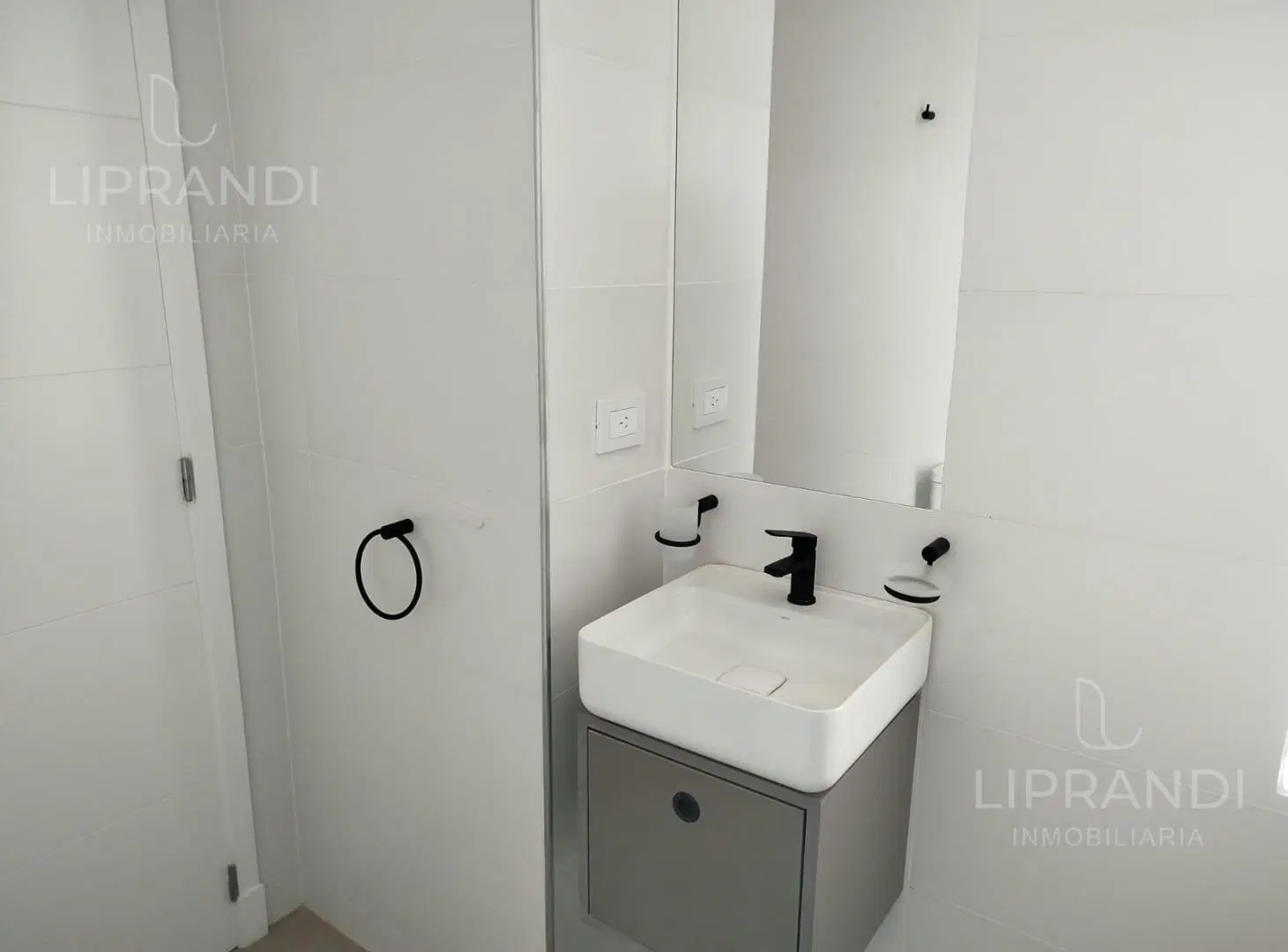 POSESION INMEDIATA - A ESTRENAR - ULTIMAS UNIDADES - TERRAZA CON PERGOLA Y BAÑO 3