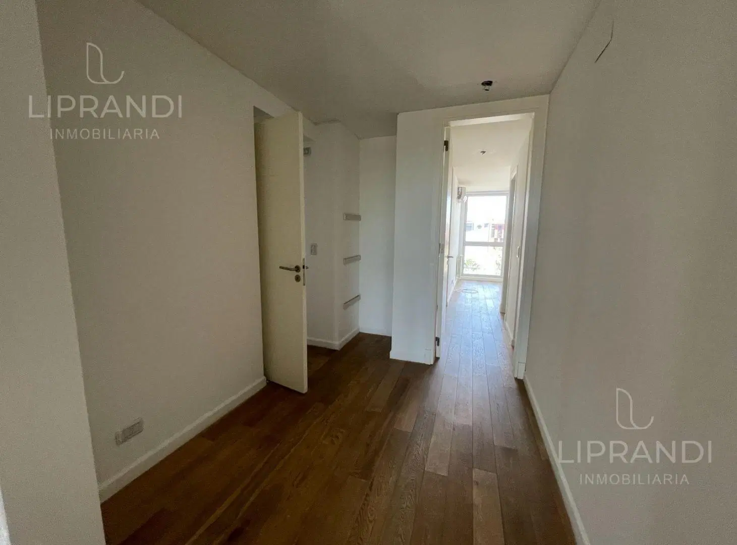 DE CATEGORIA - C/ 2 COCHERAS - DEPENDENCIA DE SERVICIO - AMENITIES 5