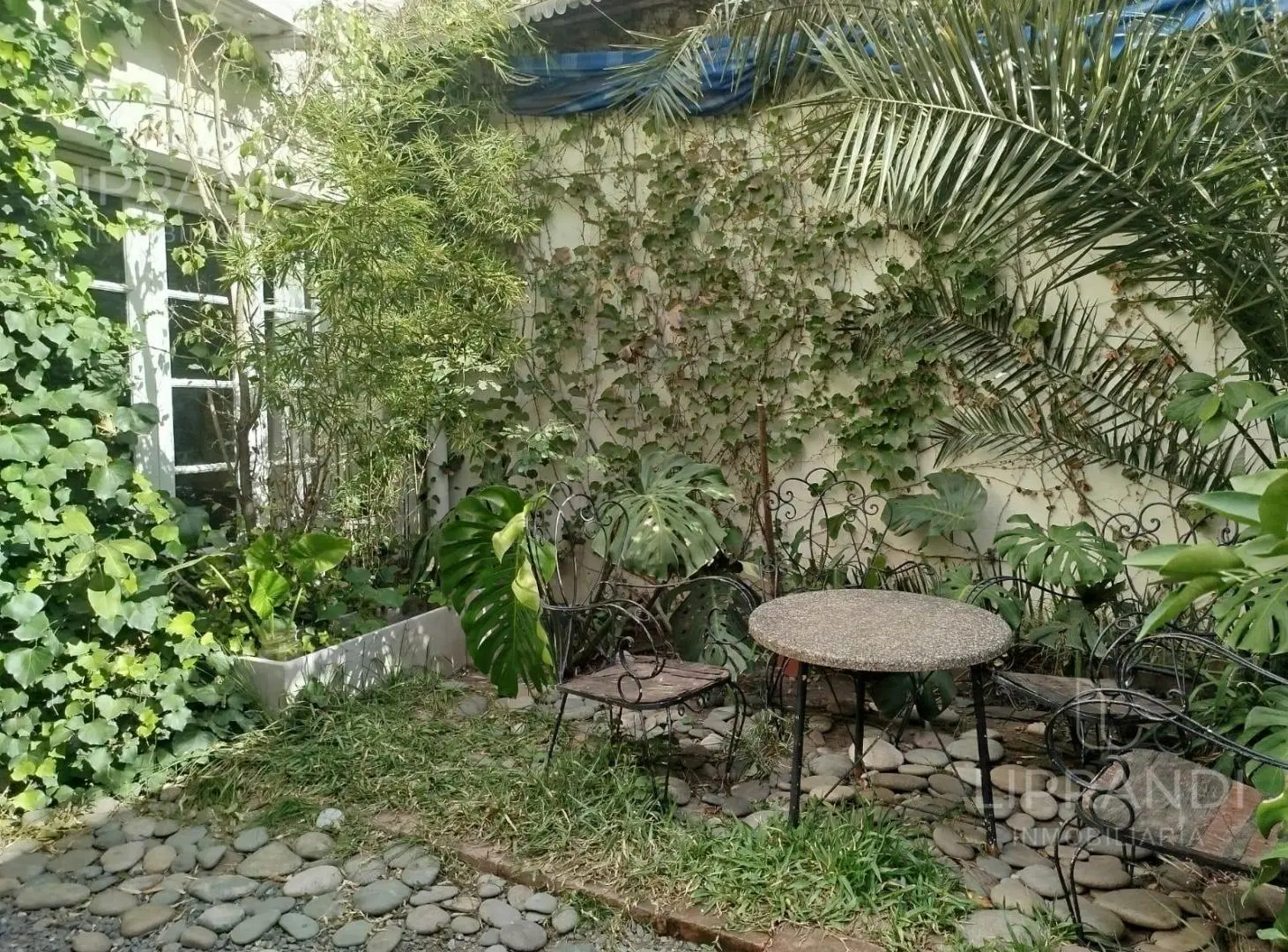 IDEAL INVERSOR - A RECICLAR - BUENA UBICACION - C/ ESCRITURA 4