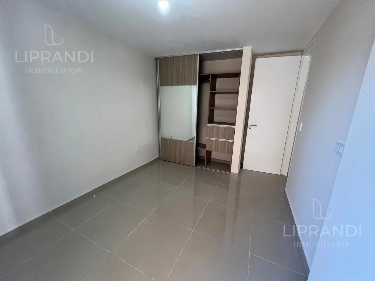 DUPLEX - POSESION INMEDIATA - A ESTRENAR - AMPLIA TERRAZA 5
