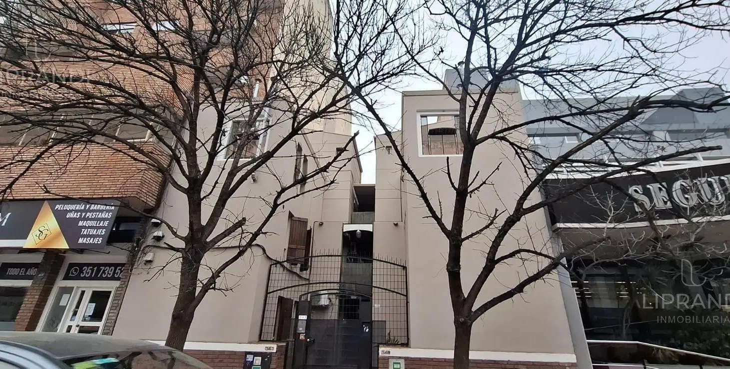 DUPLEX MTRS PLAZA COLON - EXPENSAS BAJAS - AMBIENTES LUMINOSOS - 5