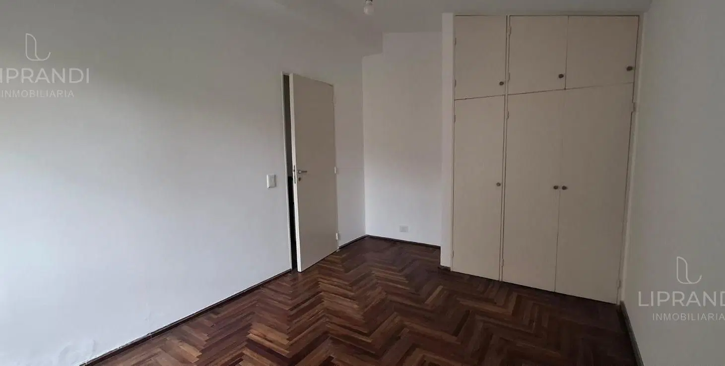 DUPLEX MTRS PLAZA COLON - EXPENSAS BAJAS - AMBIENTES LUMINOSOS - 1