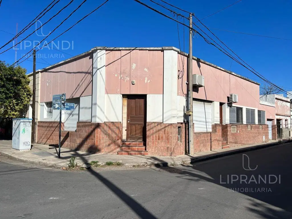 200 M2 TOTALES - OFICINAS CON GALPON - EXCELENTE UBICACION 4
