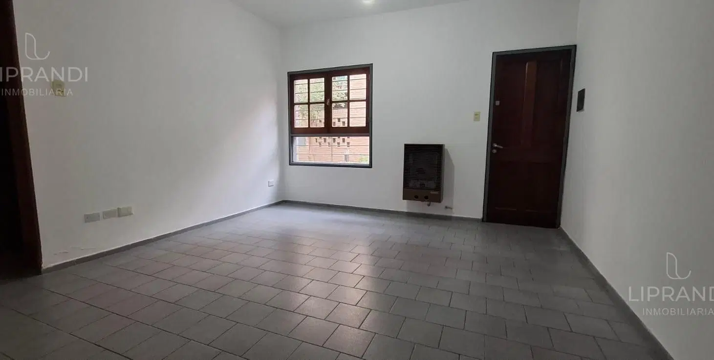 COMPLEJO CERRADO - PLANTA BAJA C/ PATIO - BUENA UBICACION 5