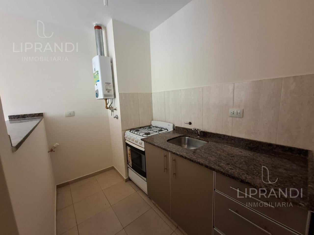 Foto de BUENA CIRCULACION - AMBIENTES LUMINOSOS - 1 DORMITORIO - SIN BALCON -, imagen 3