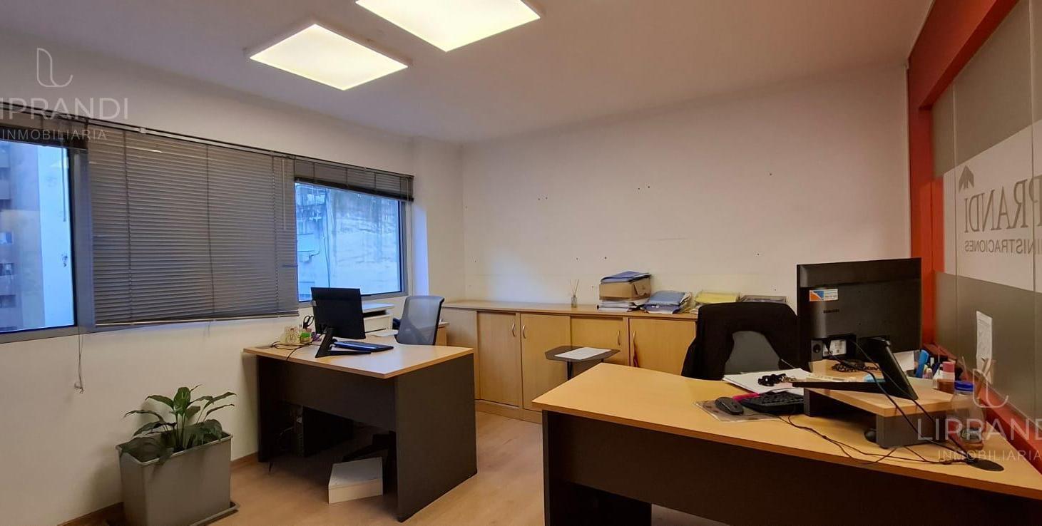 Foto de OFICINA DE CATEGORIA - OPORTUNIDAD - SEGURIDAD 24 HS - ZONA TRIBUNALES -, imagen 4