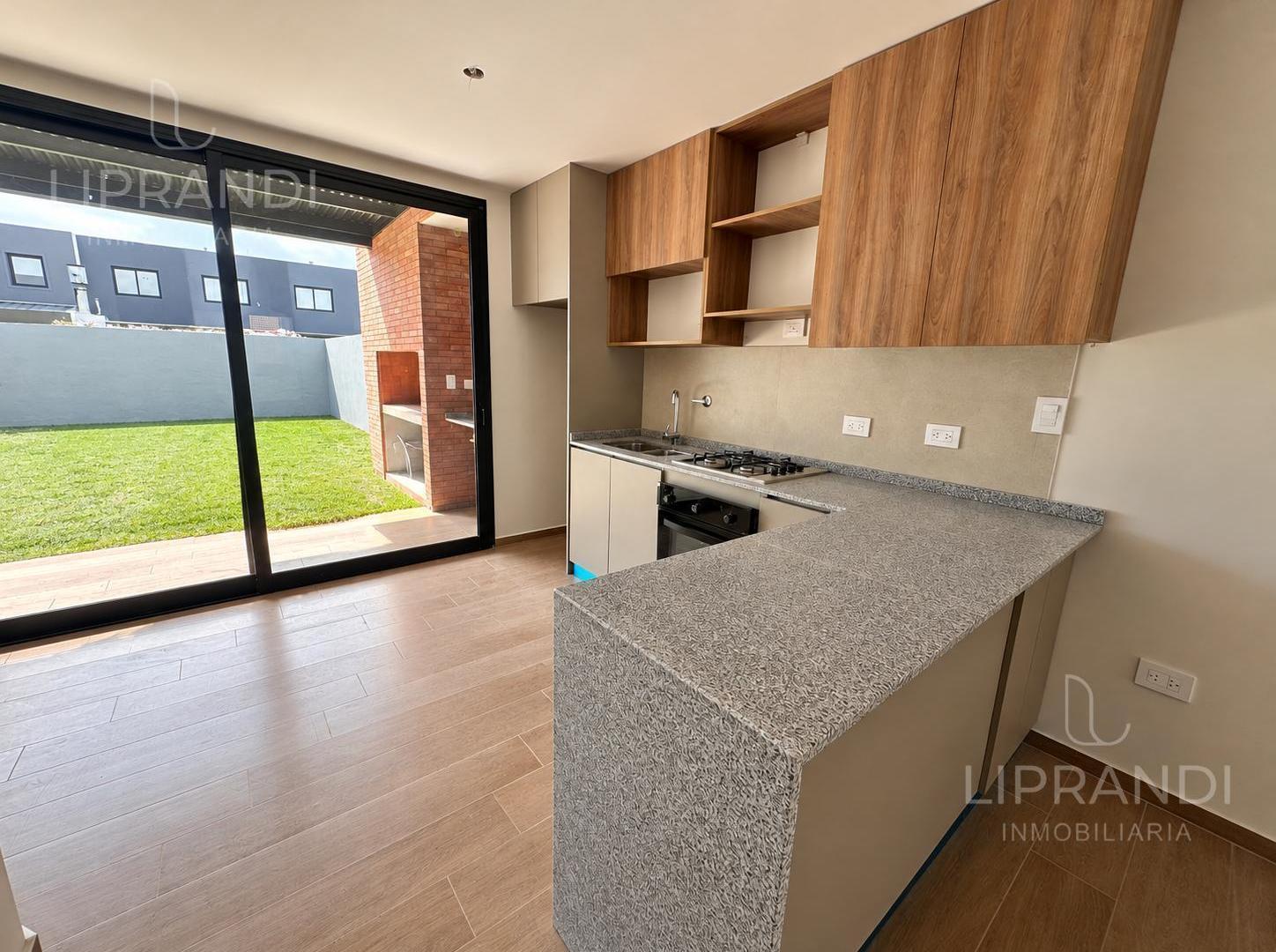 Foto de DOCTA BOULEVARD - DUPLEX PLANTA BAJA - LOTE CENTRAL - A ESTRENAR, imagen 4