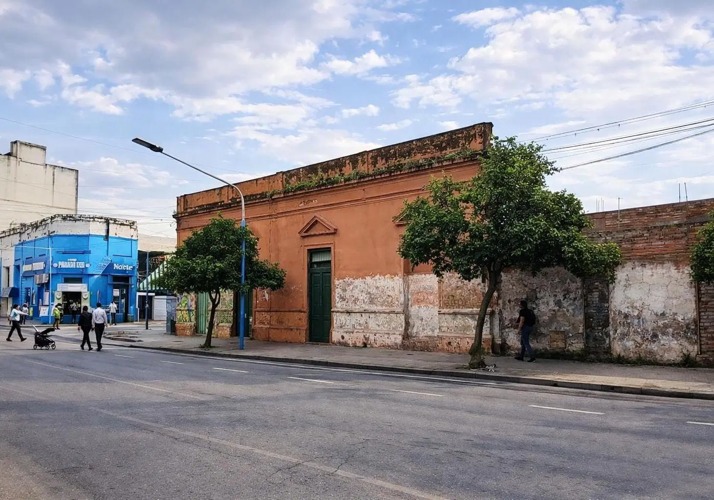 Local en esquina – General Paz y Buenos Aires 1